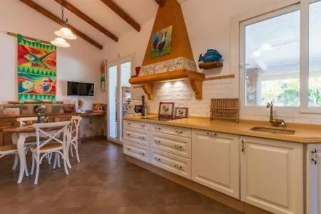 Azul Bed & Breakfast *